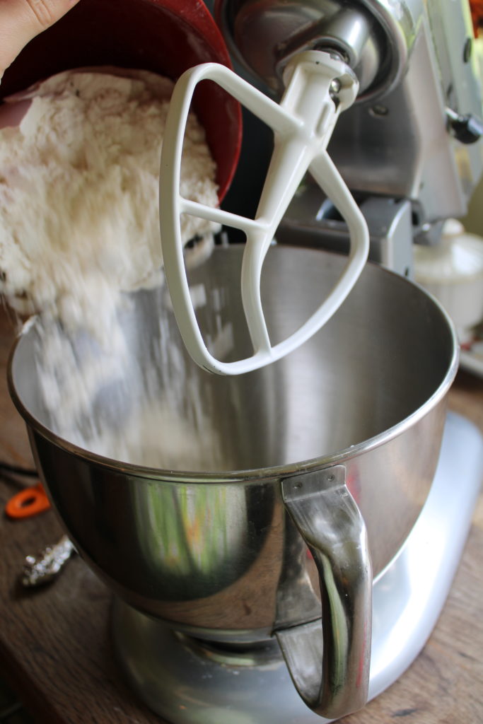 showing how to make a flaky pie crust